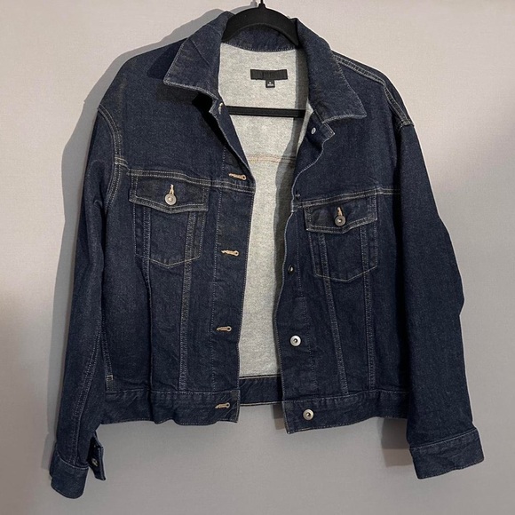 UNIQLO - Picture 1 of 1